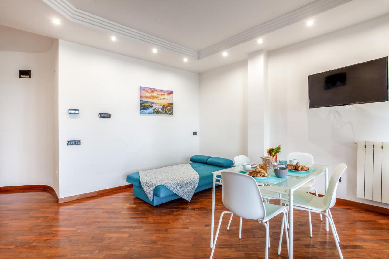 Bari Waterfront Apartment Extérieur photo