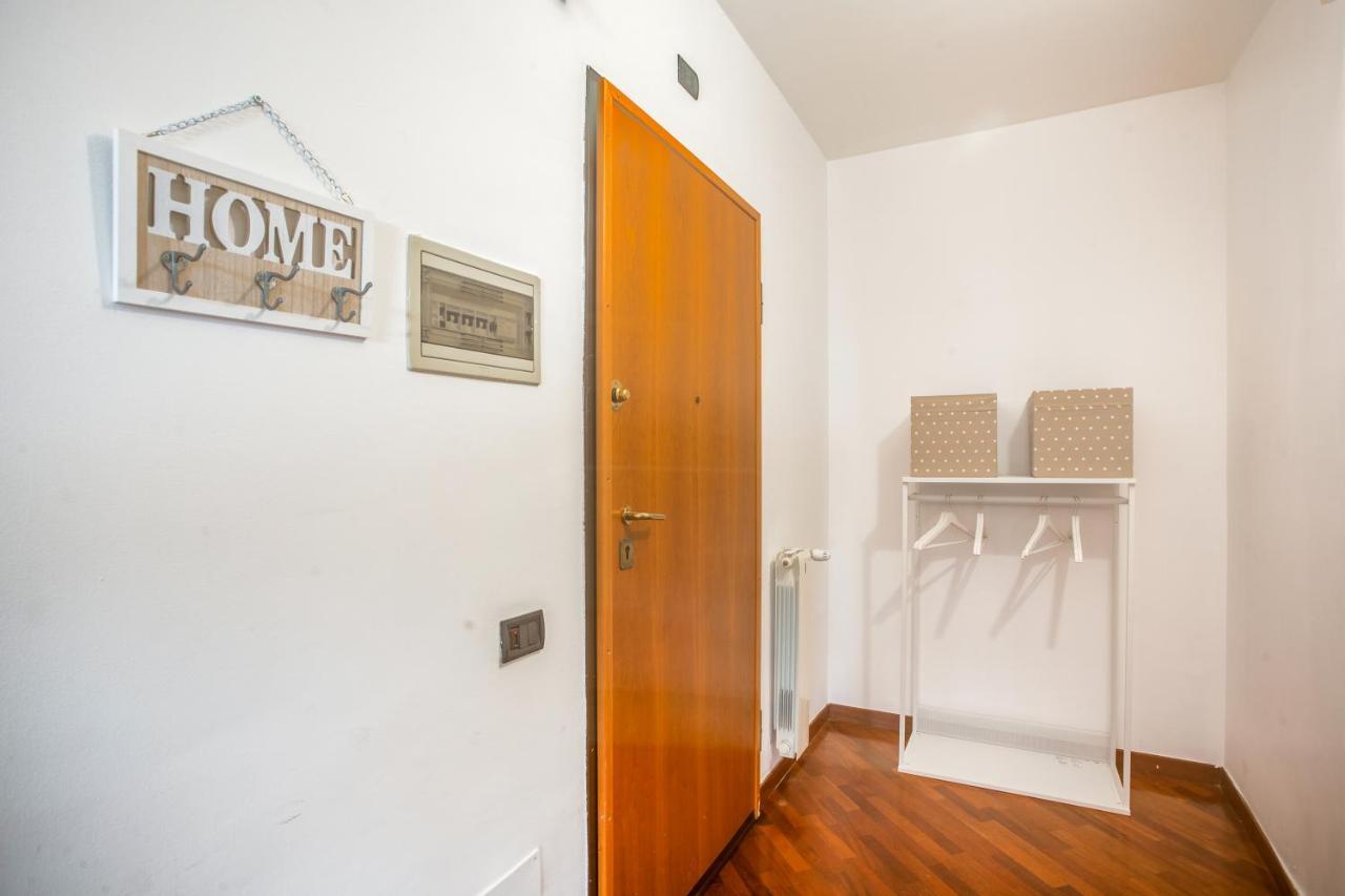 Bari Waterfront Apartment Extérieur photo