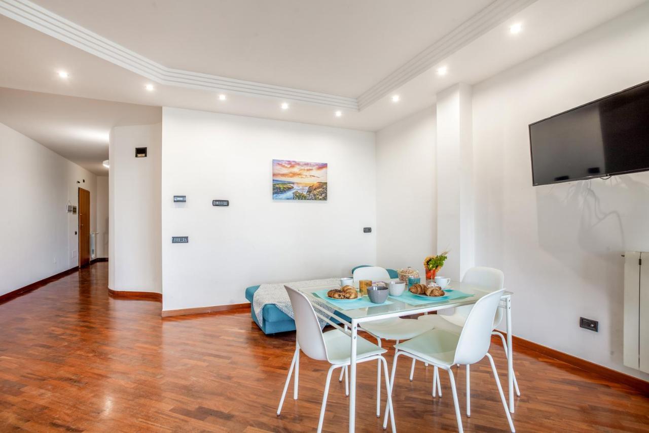 Bari Waterfront Apartment Extérieur photo